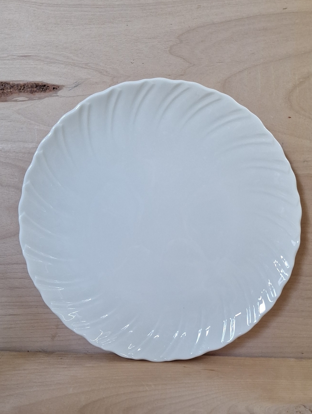 Vintage Lenox USA Sculpture swirl off-white dinner plate swirled rim